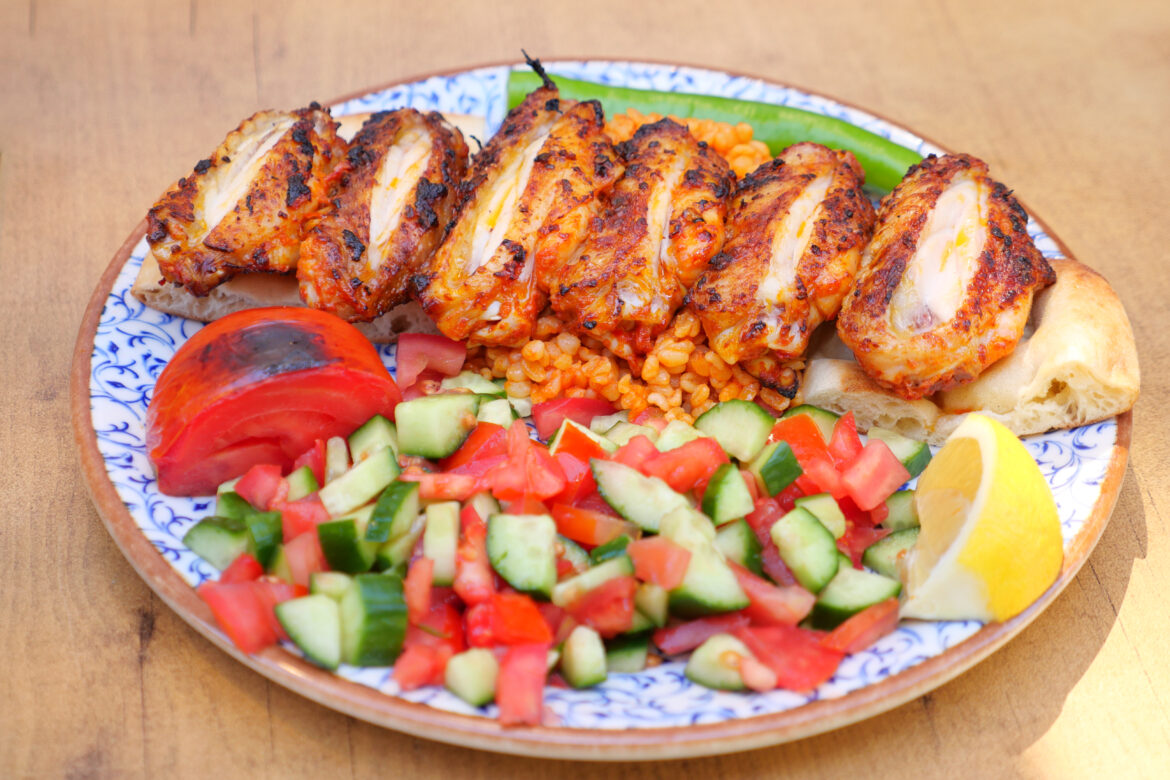 Armėniški patiekalai: tradicinės virtuvės skoniai ir žinomiausi receptai